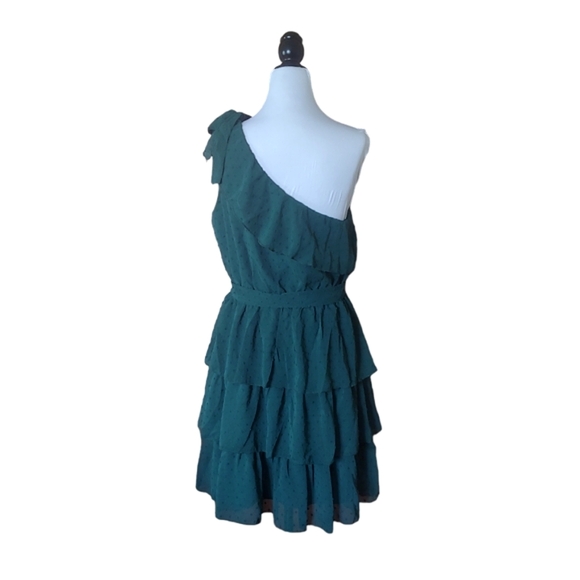 NWT BTFBM Green One Shoulder Tiered Frill Ruffle Swiss Dot Flowy Mini Dress L - Picture 5 of 10